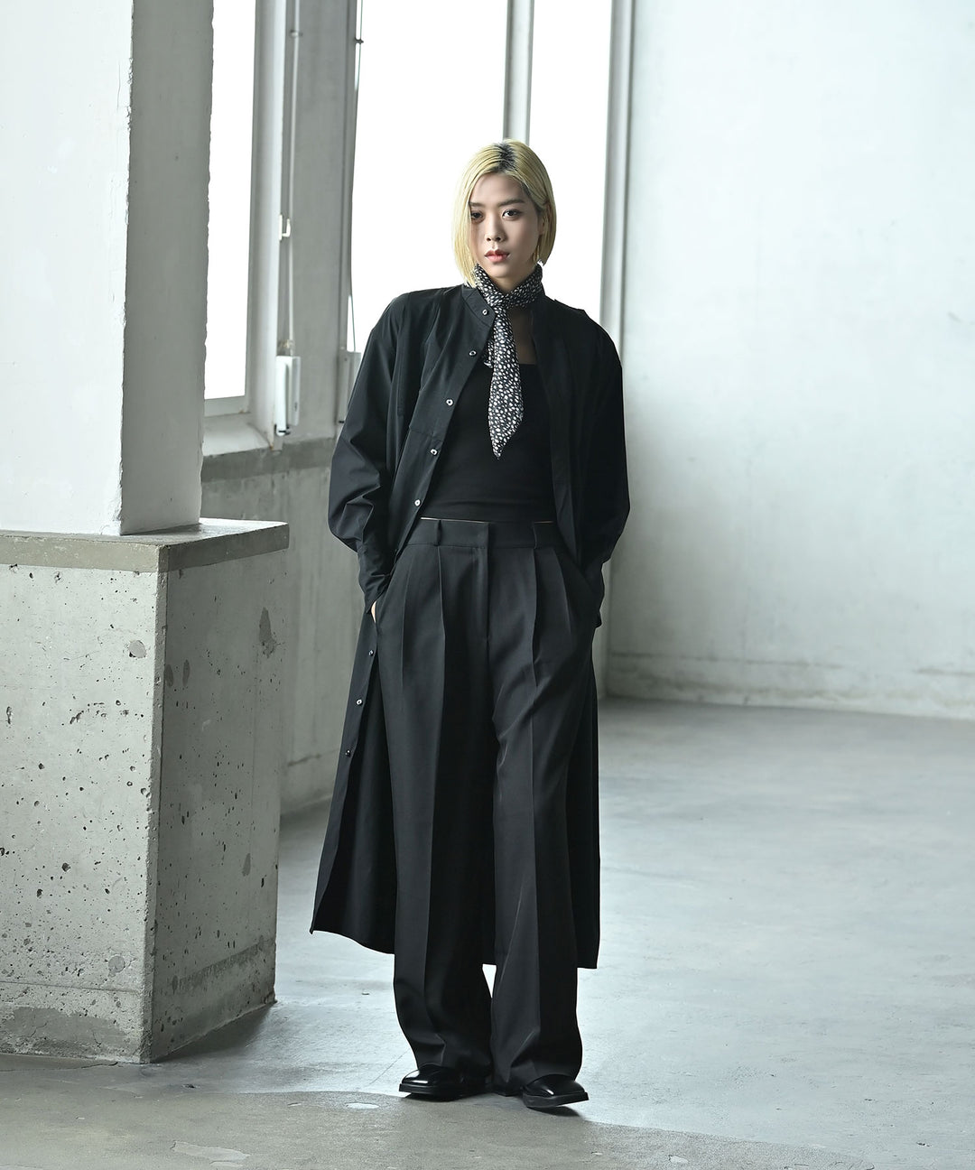 モノクロームミックスロングシャツ