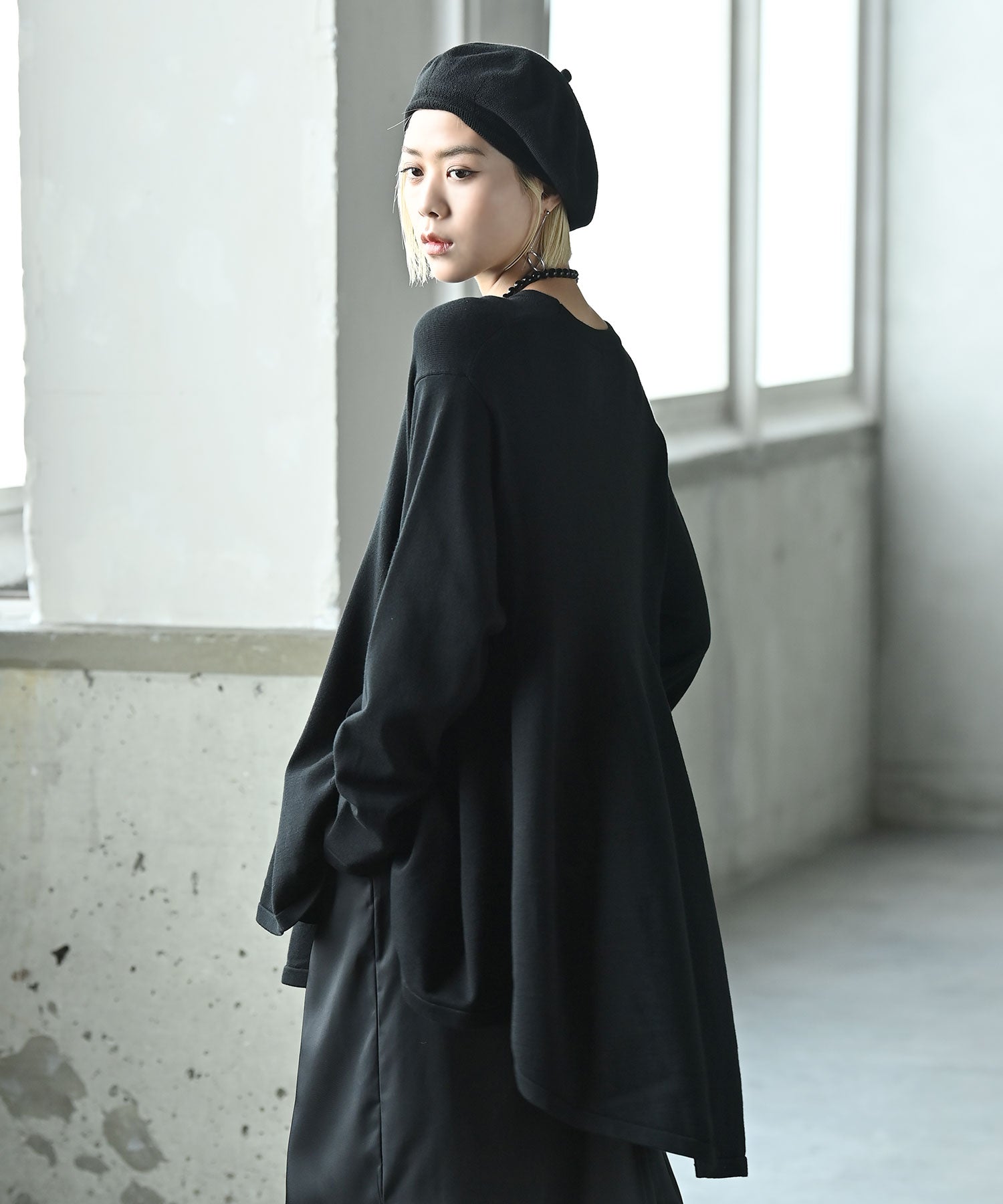 アシンメトリーニットプルオーバー – funda mine