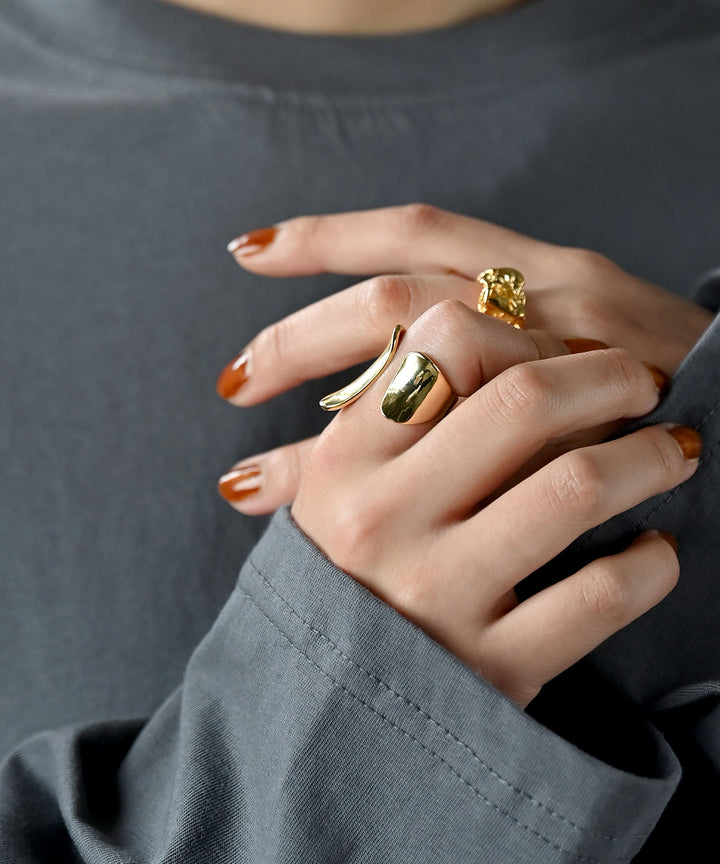 メビウススカルプチャーリング