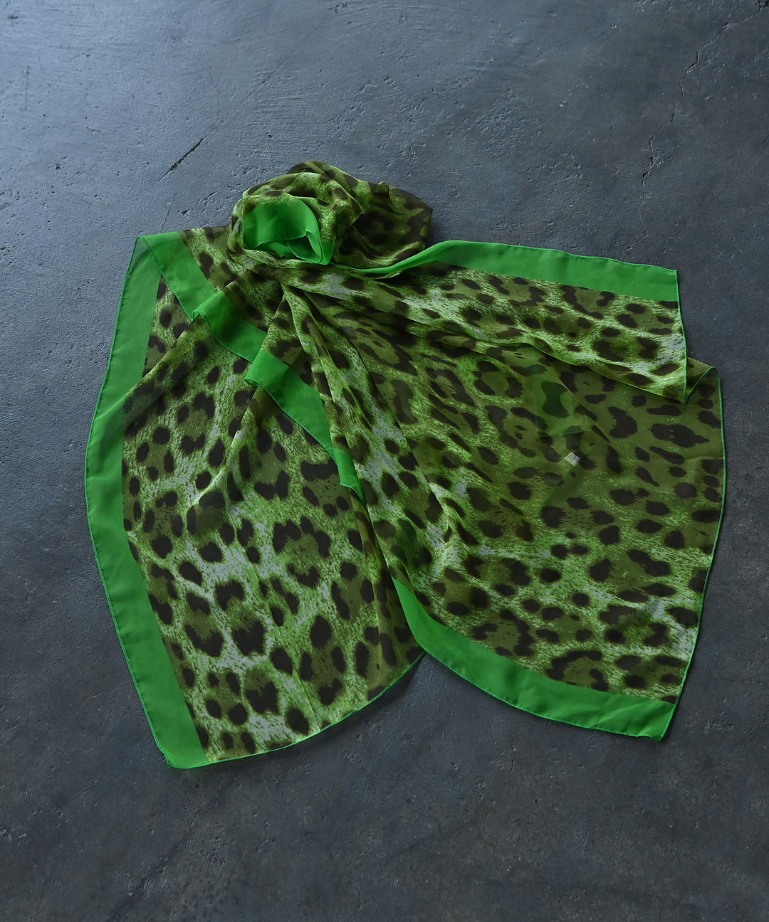 レオパードスカーフ