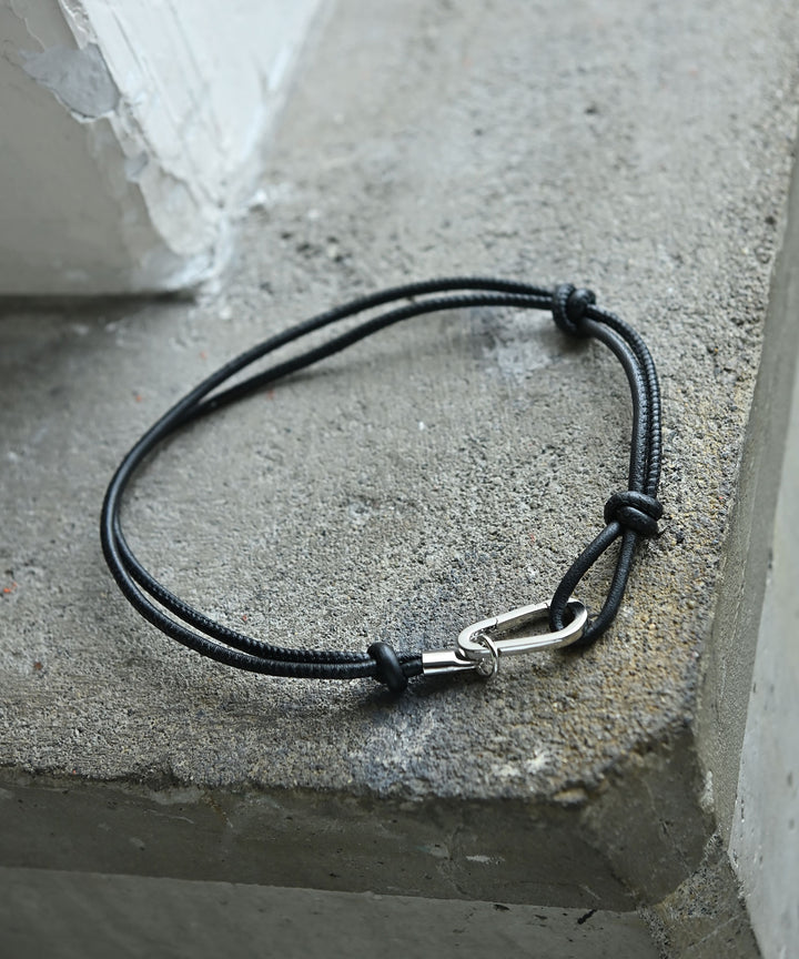 ネックロックチョーカー