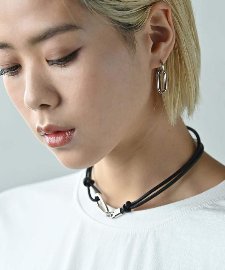 ネックロックチョーカー