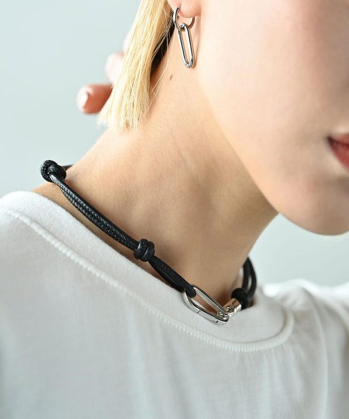 ネックロックチョーカー