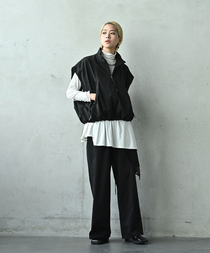 スタンドカラーベスト