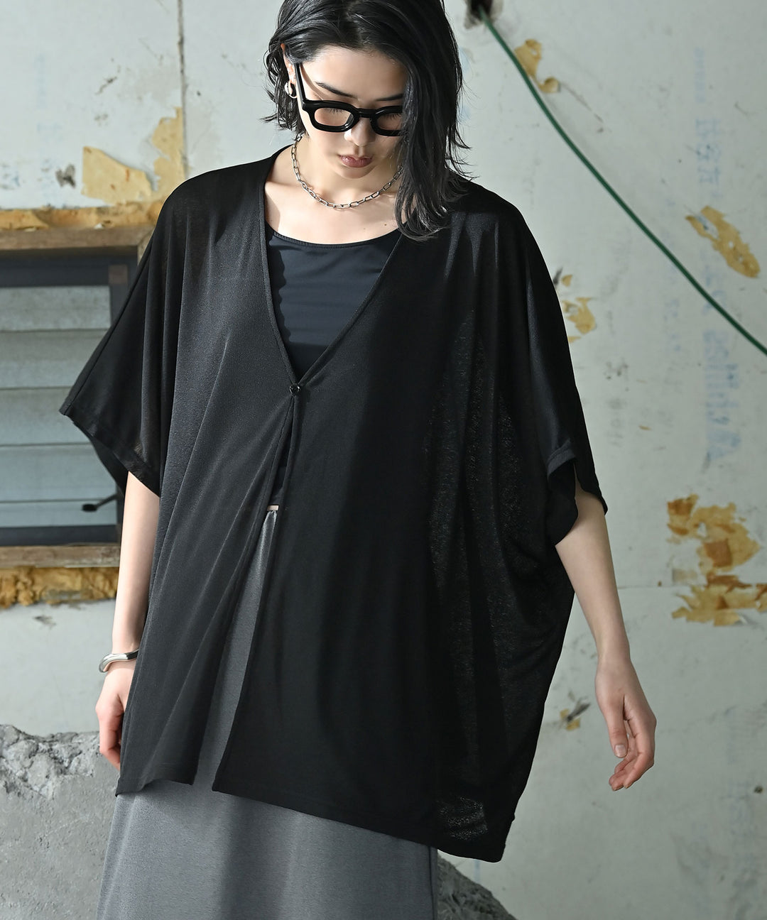 シアーボックスカーデ