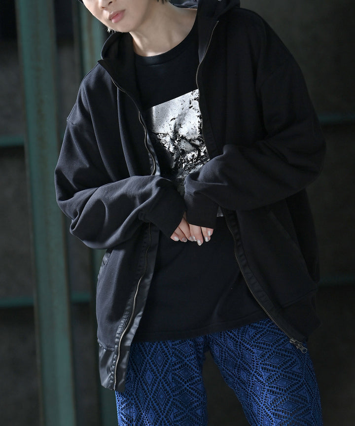 UNISEX スイッチングジップフーディー