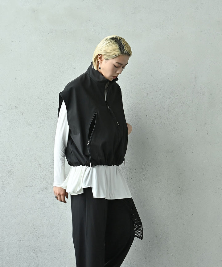 スタンドカラーベスト