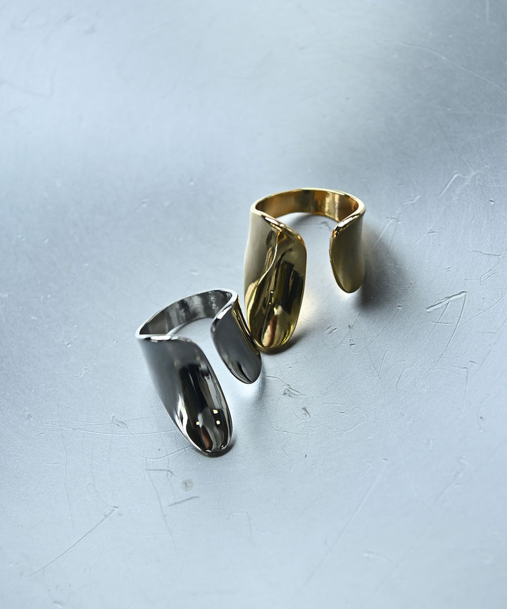 メビウススカルプチャーリング