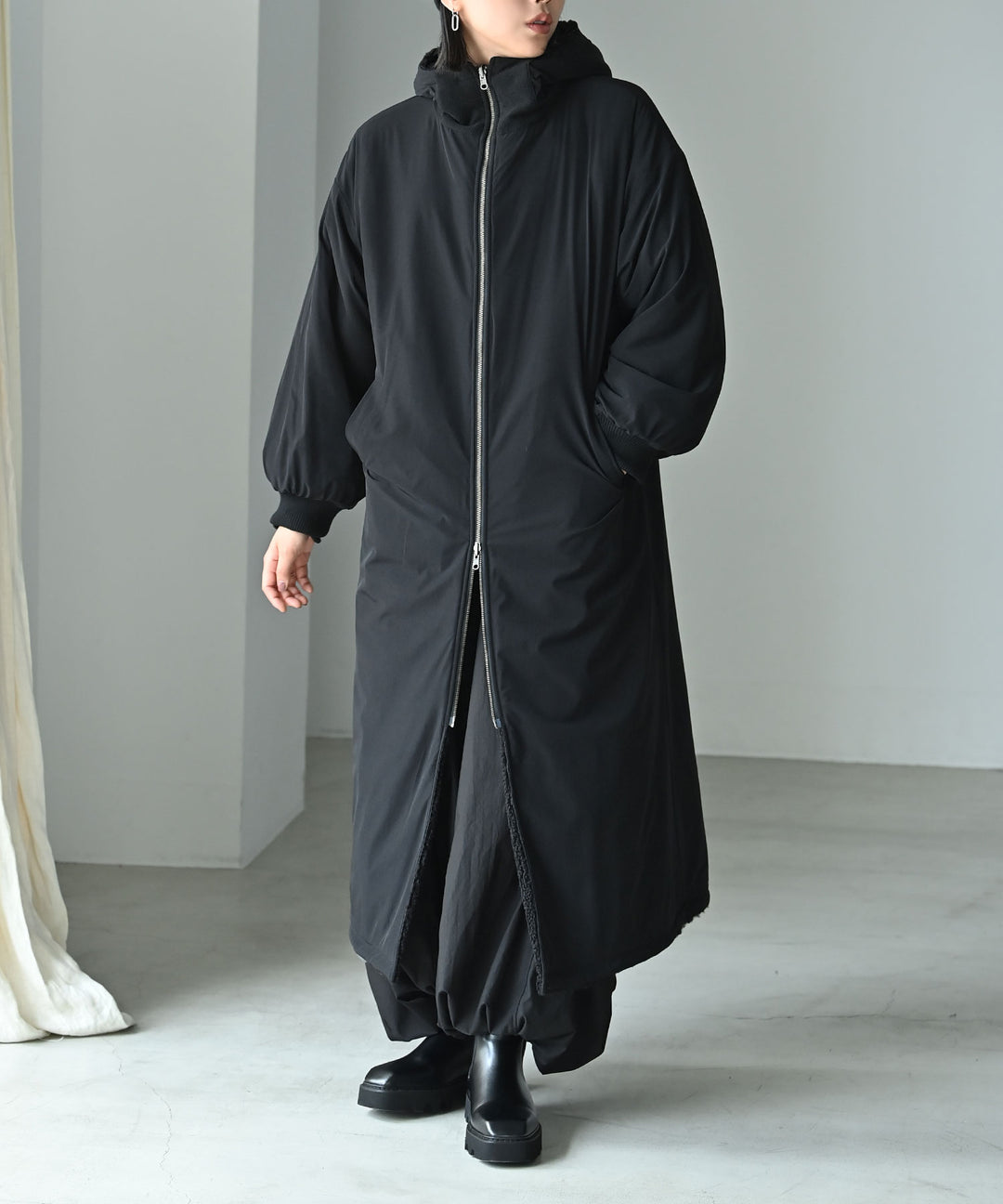リバーシブルボアロングコート