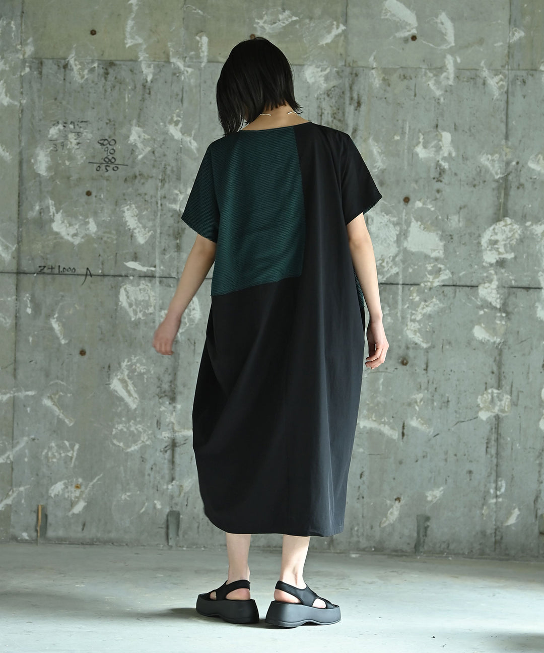 メッシュ切替ナイロンワンピース