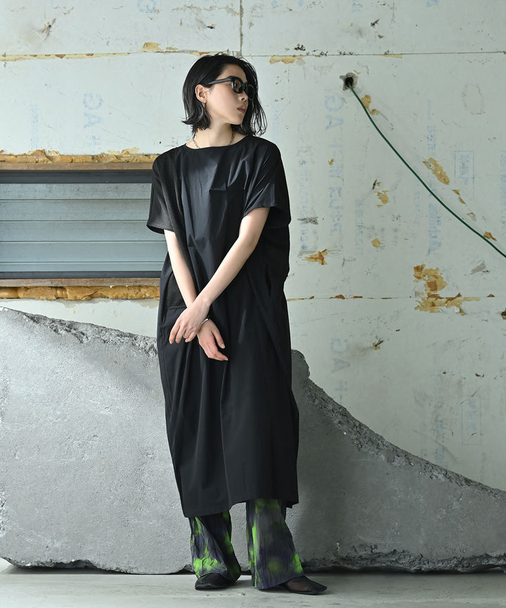 ペーパータッチリラックスパンツ