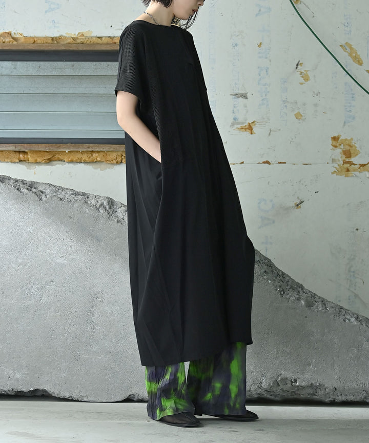 ペーパータッチリラックスパンツ