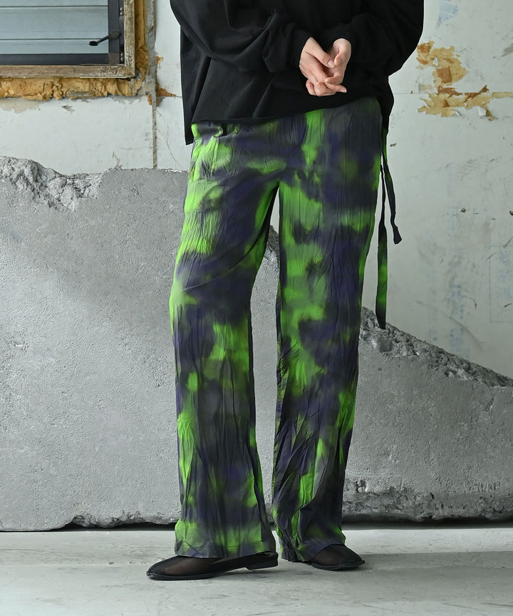 ペーパータッチリラックスパンツ