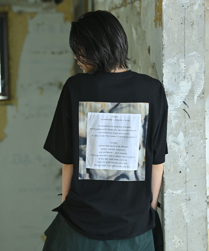 UNISEX コンセプトTシャツ