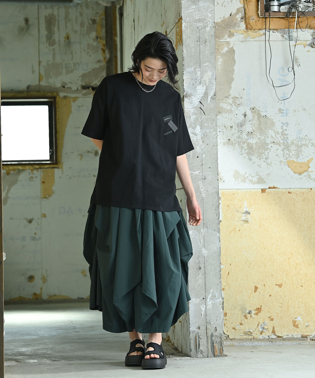 UNISEX コンセプトTシャツ