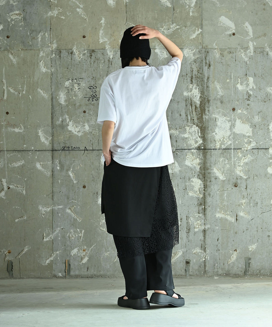 フラグメントレイヤースラックス