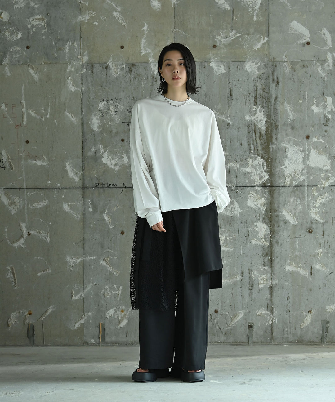 フラグメントレイヤースラックス