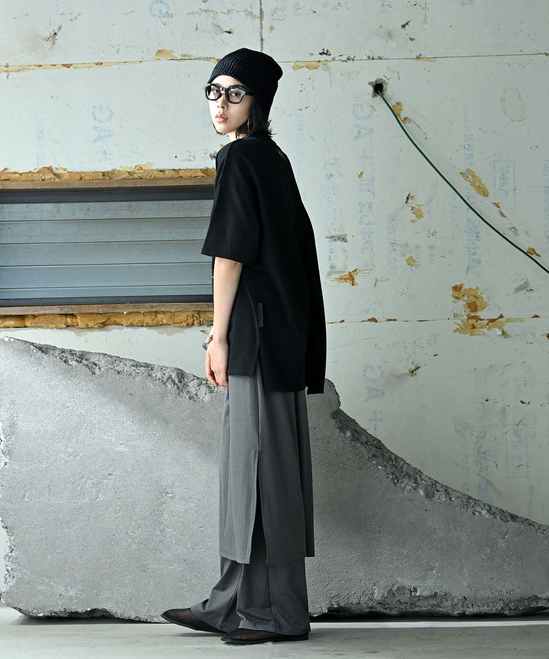 アンフィニッシュドTシャツ