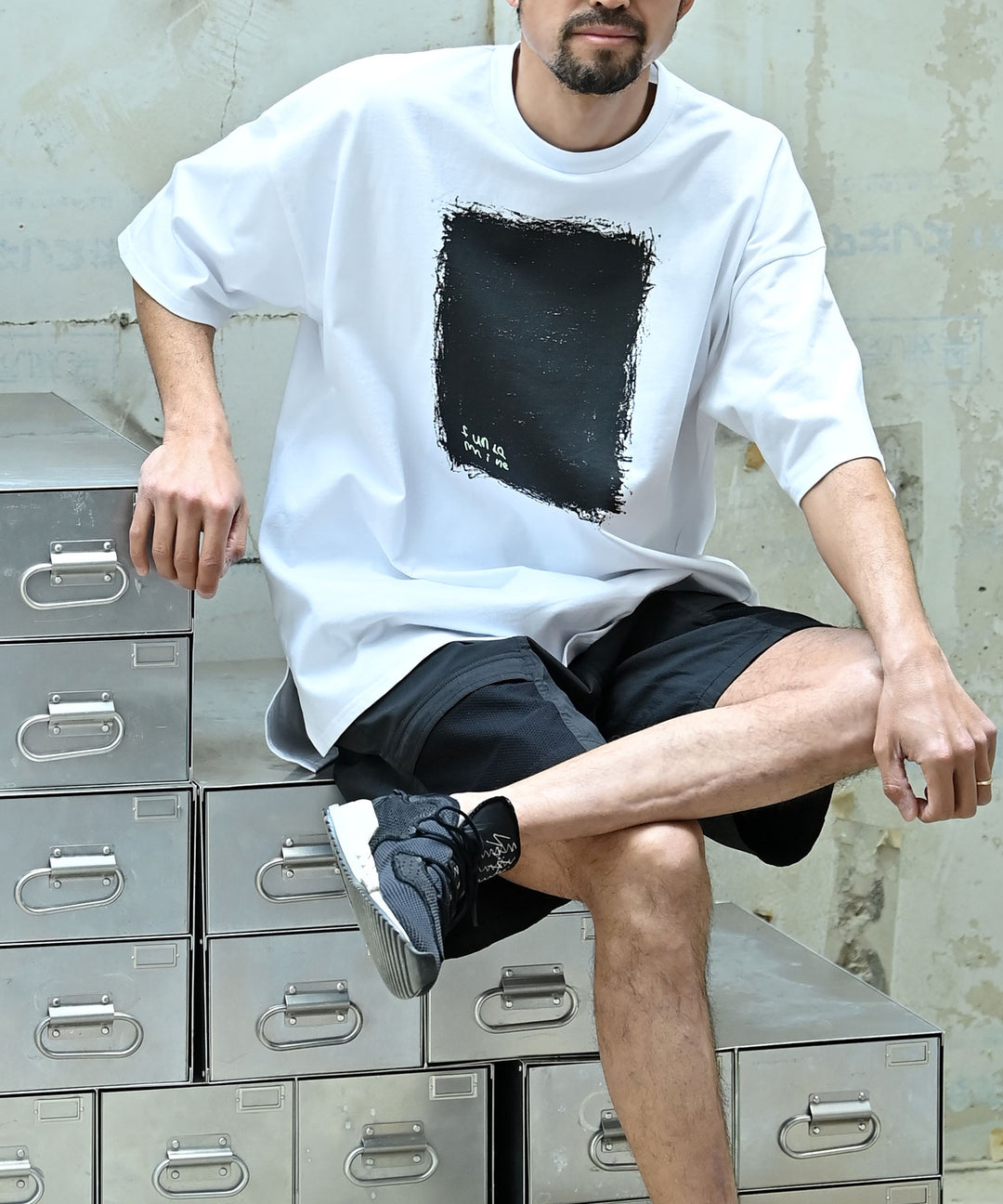 アンフィニッシュドTシャツ