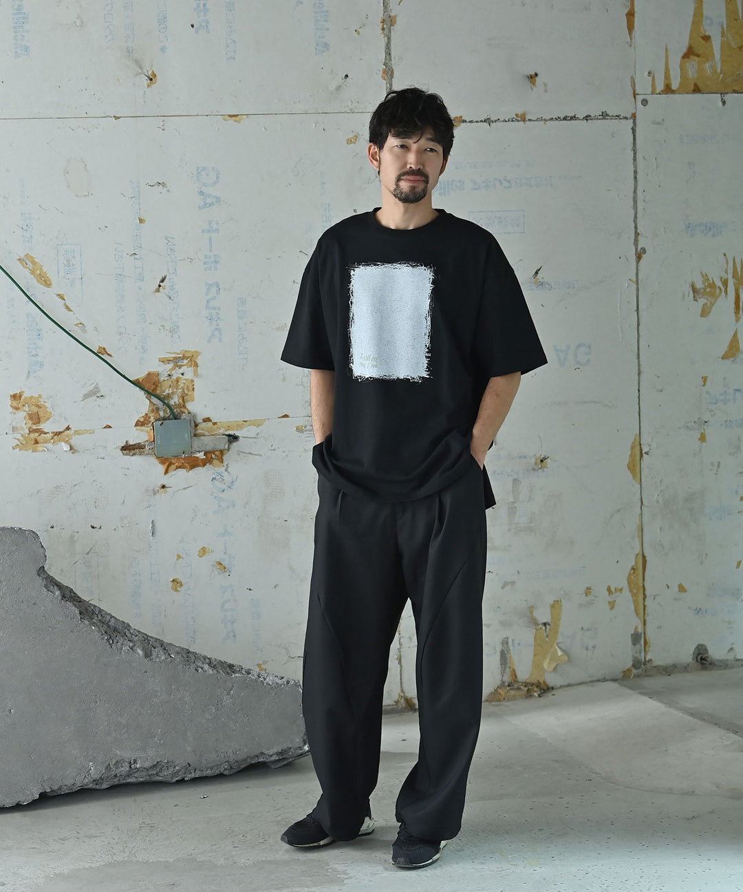 アンフィニッシュドTシャツ