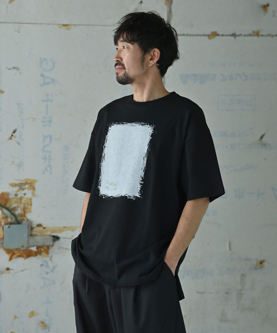 アンフィニッシュドTシャツ