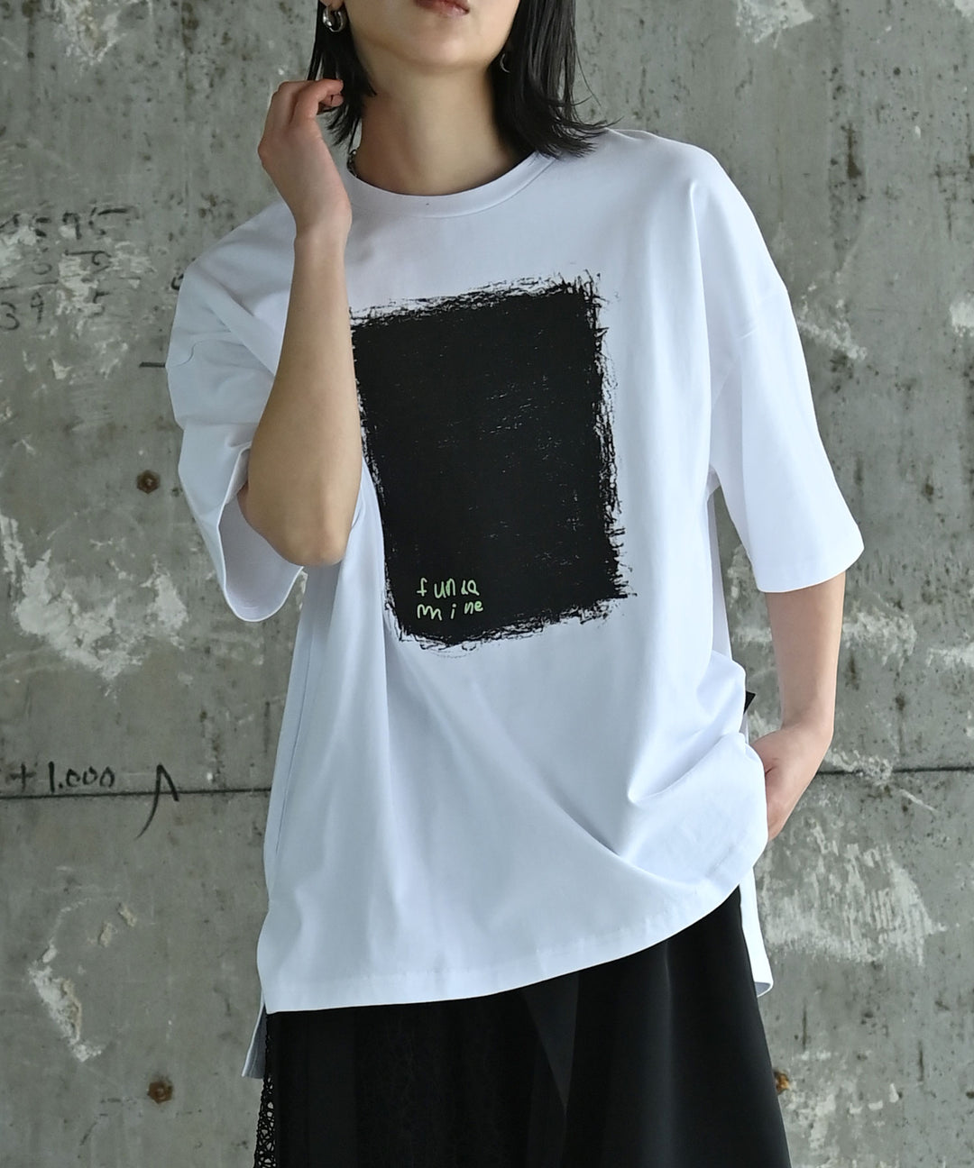 アンフィニッシュドTシャツ
