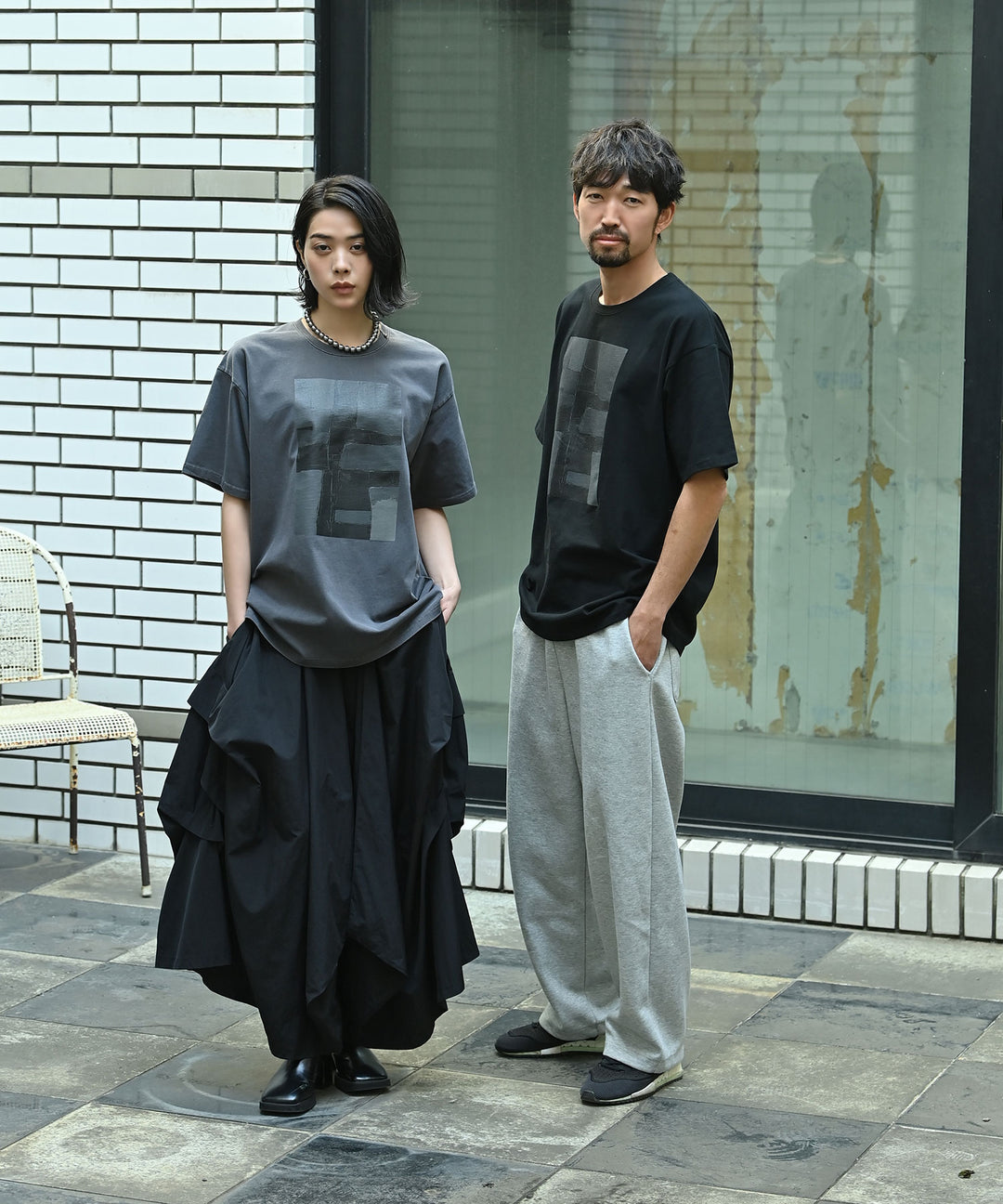 UNISEX メモリートレースTシャツ