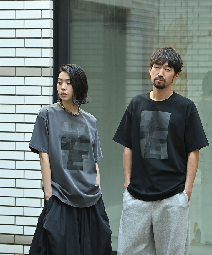 UNISEX メモリートレースTシャツ