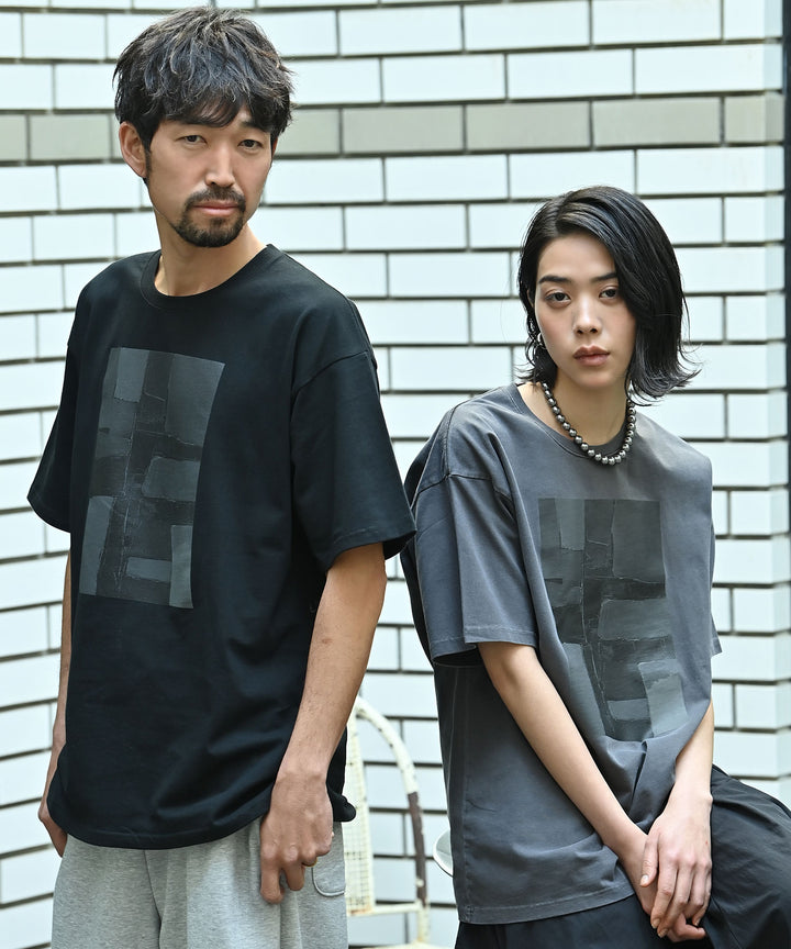 UNISEX メモリートレースTシャツ