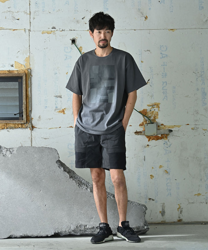 UNISEX メモリートレースTシャツ