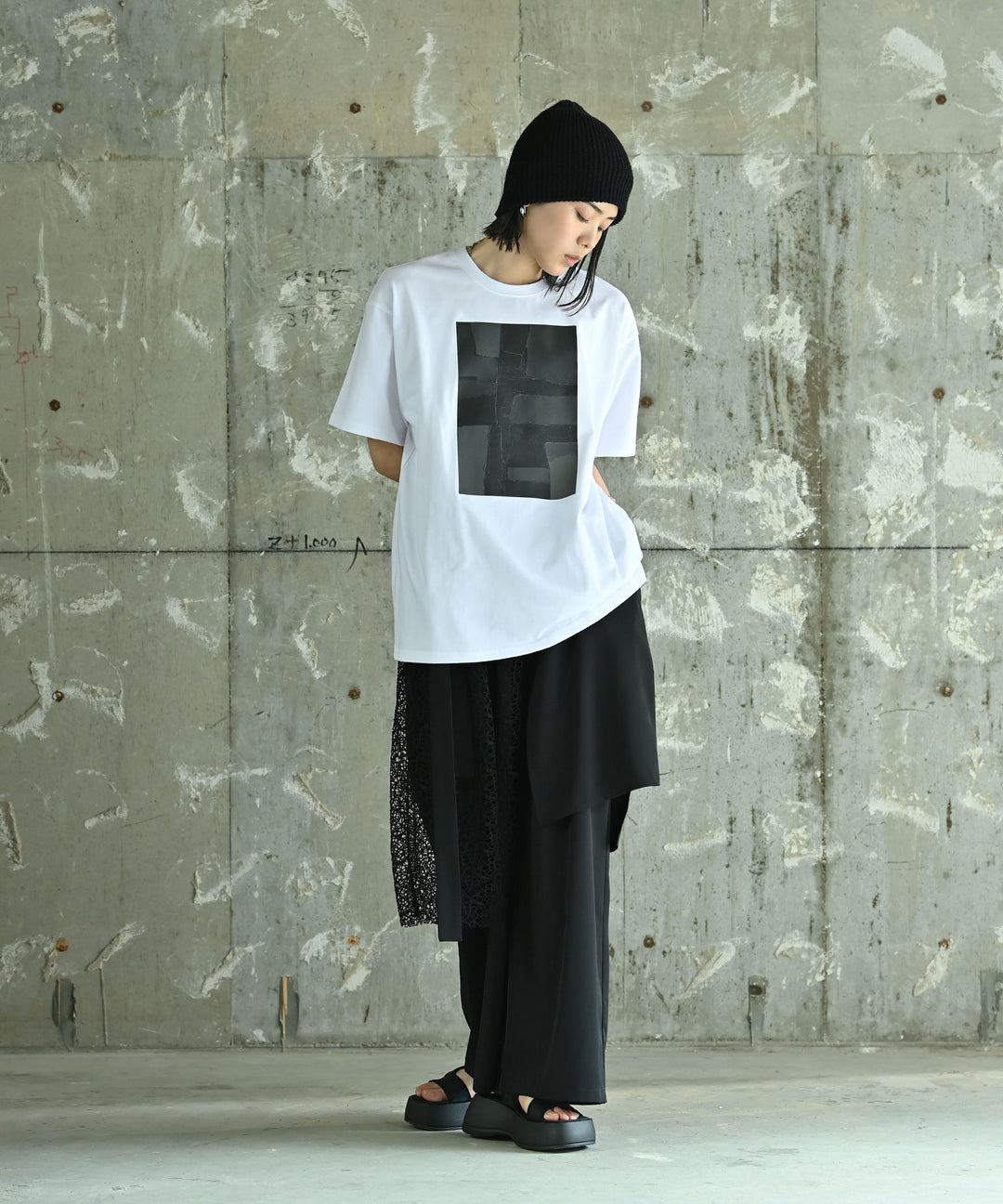 UNISEX メモリートレースTシャツ