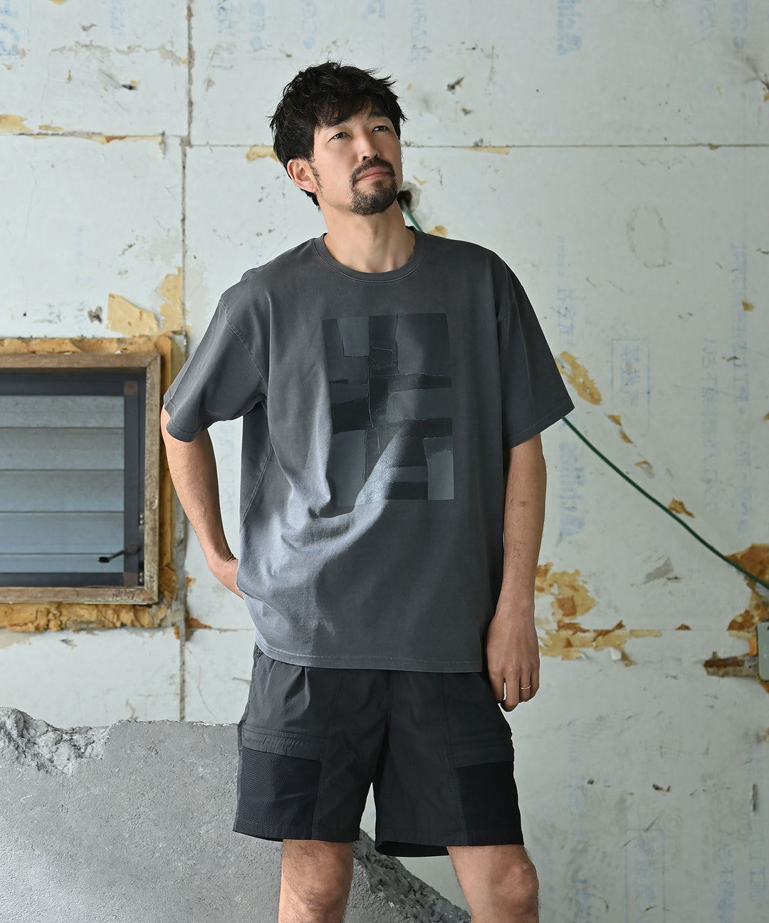 UNISEX メモリートレースTシャツ