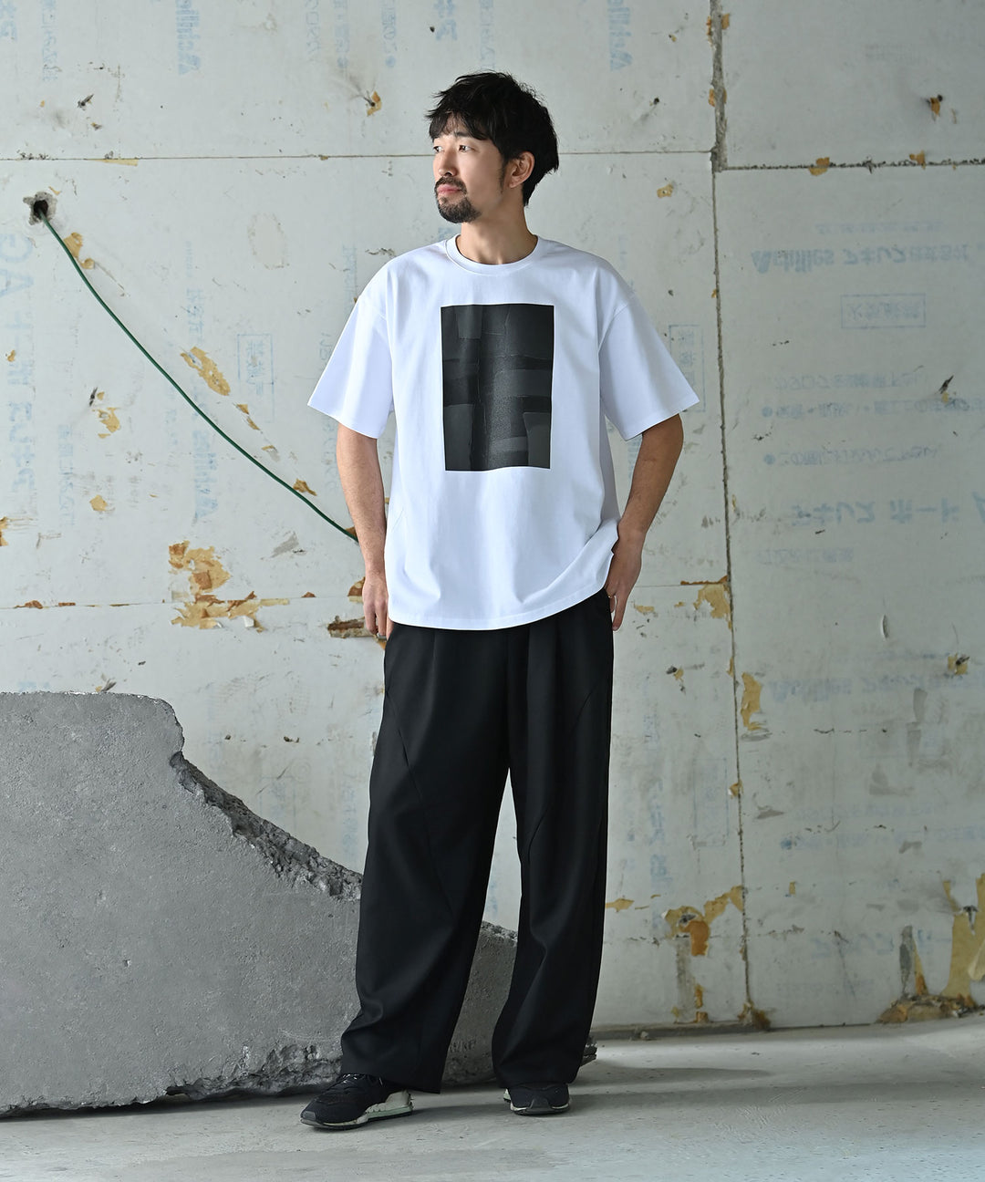 UNISEX メモリートレースTシャツ