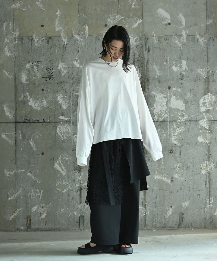 ルーズフィットトップス