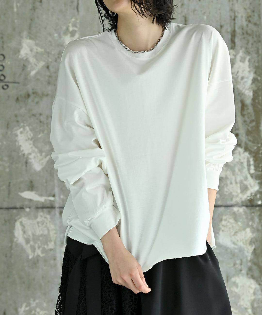 ルーズフィットトップス