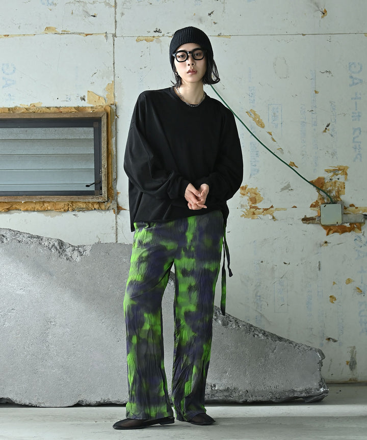 ルーズフィットトップス