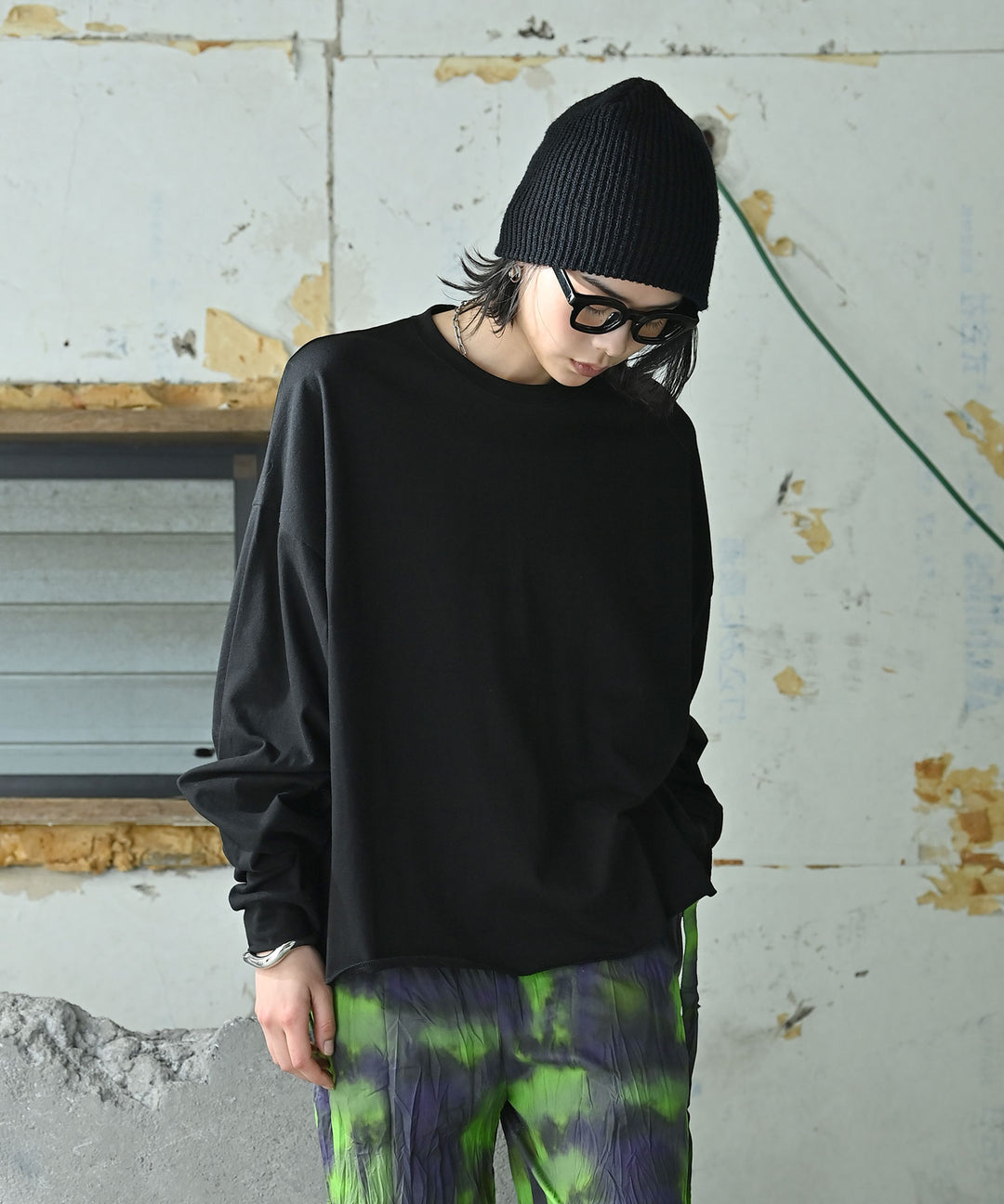 ルーズフィットトップス