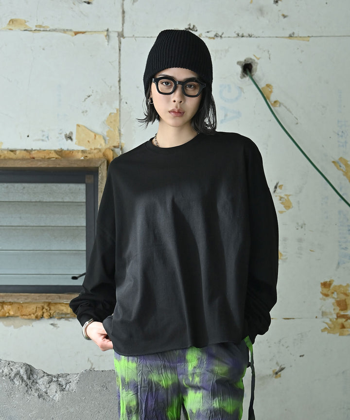 ルーズフィットトップス