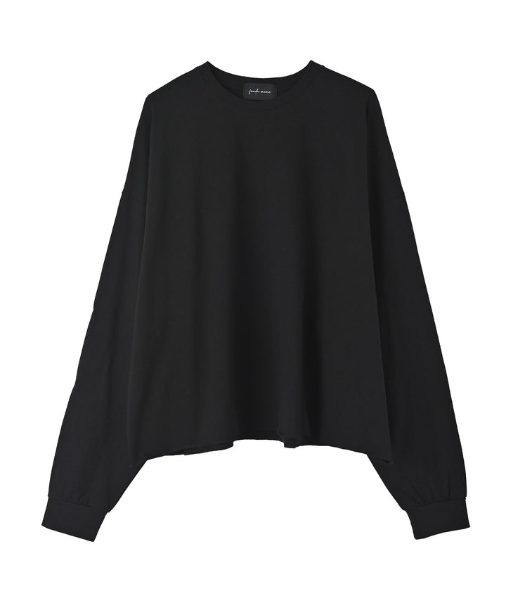 ルーズフィットトップス