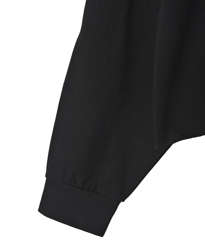 ルーズフィットトップス