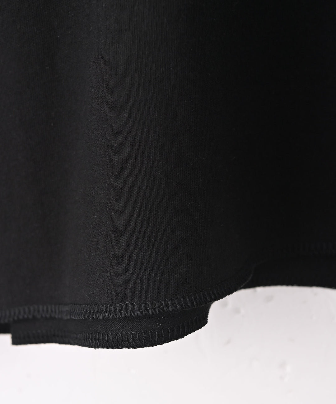 ルーズフィットトップス