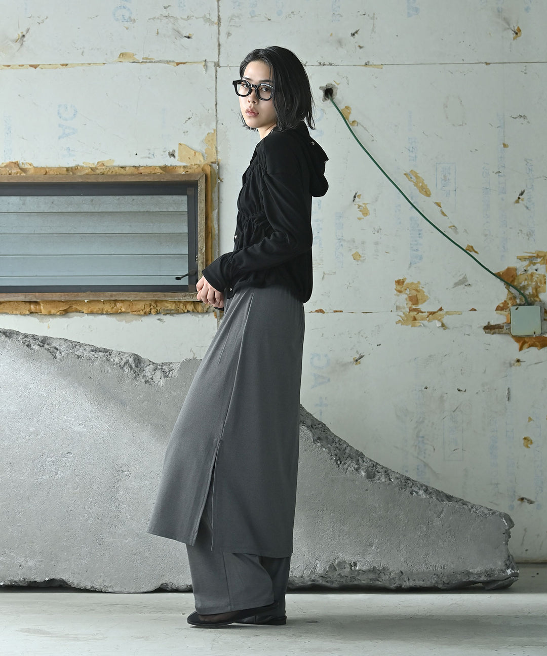 シャーリングスナップボタンフーディー