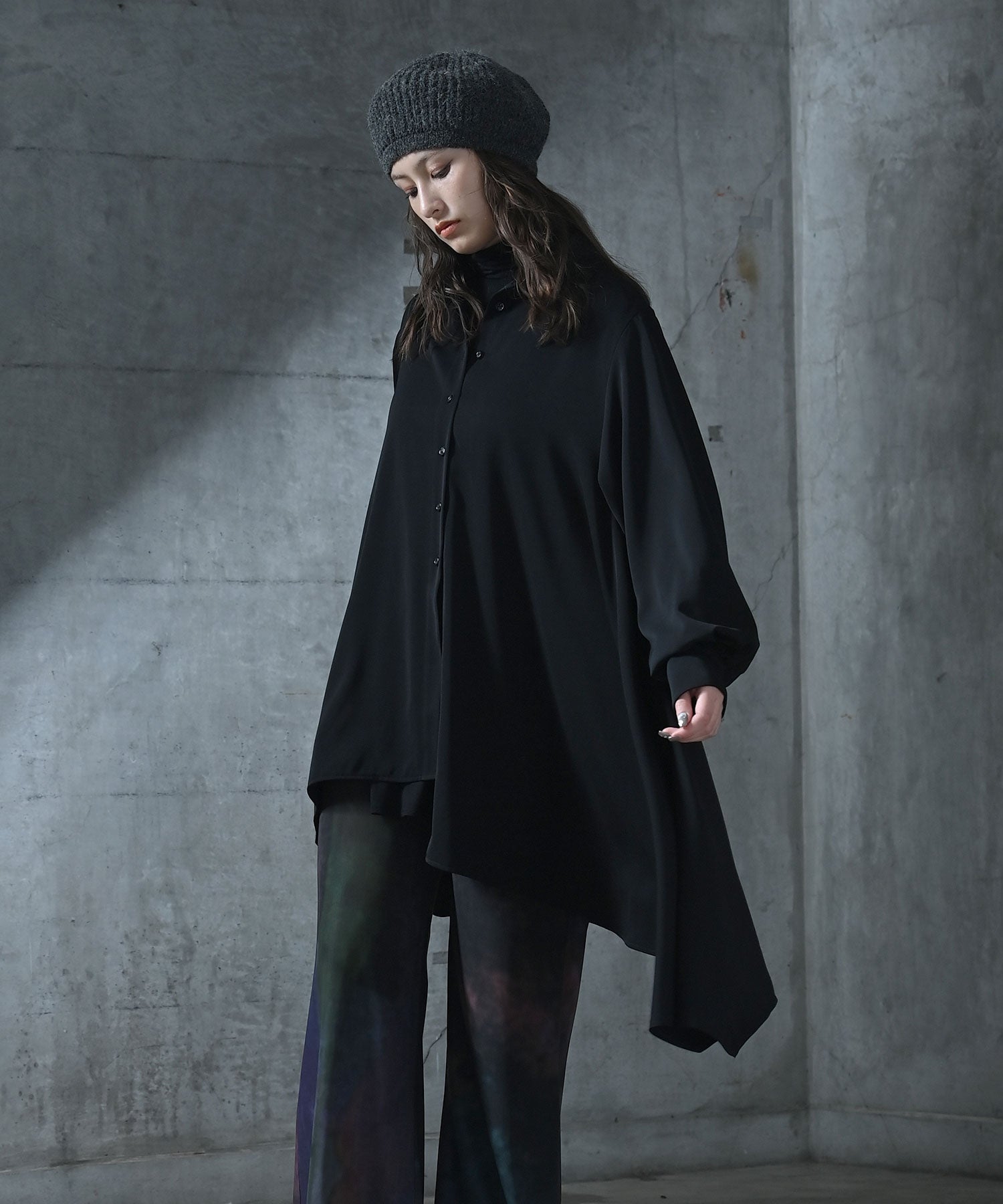 とろみアシンメトリーシャツ – funda mine