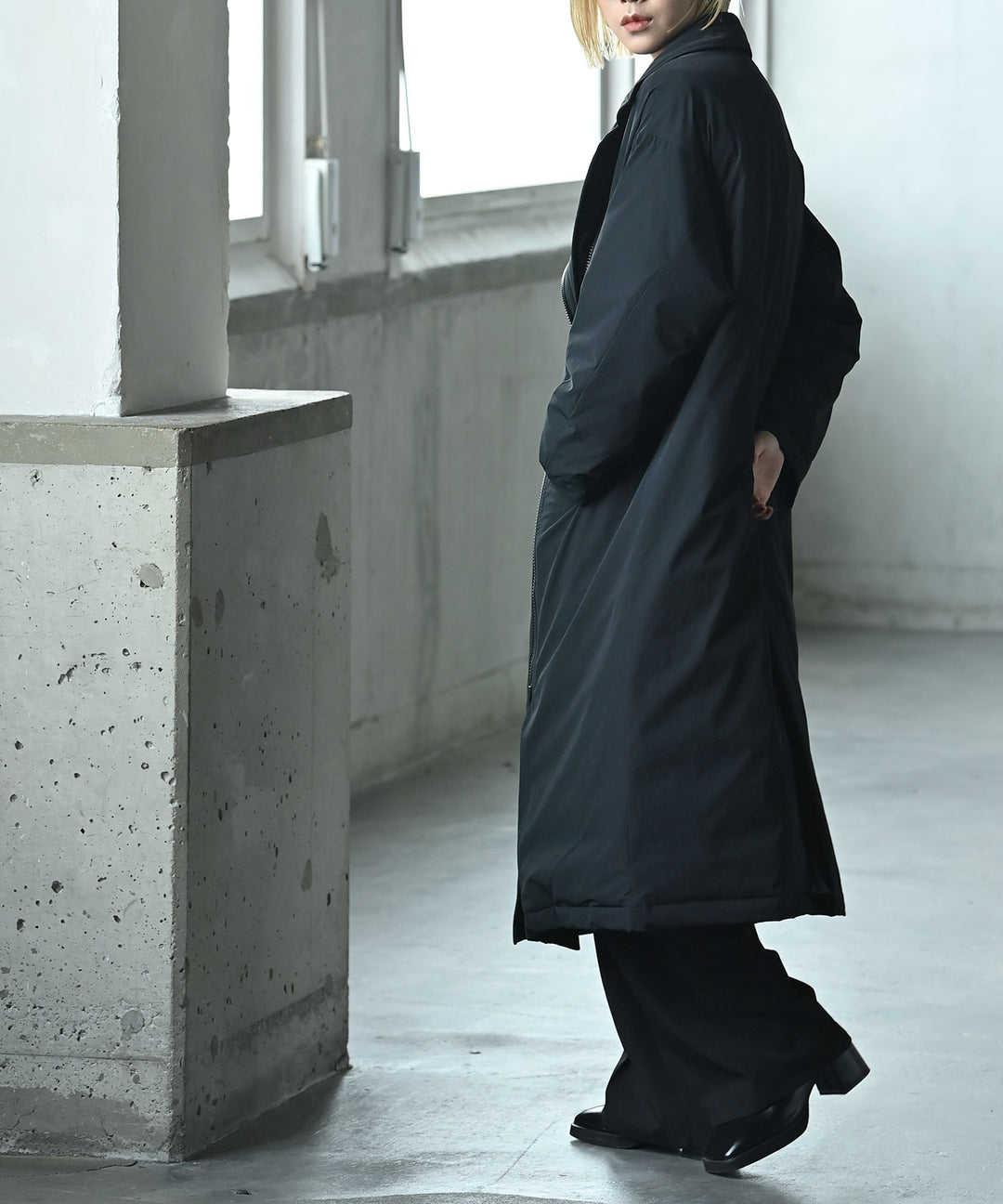 UNISEX　2WAYロングダウンコート