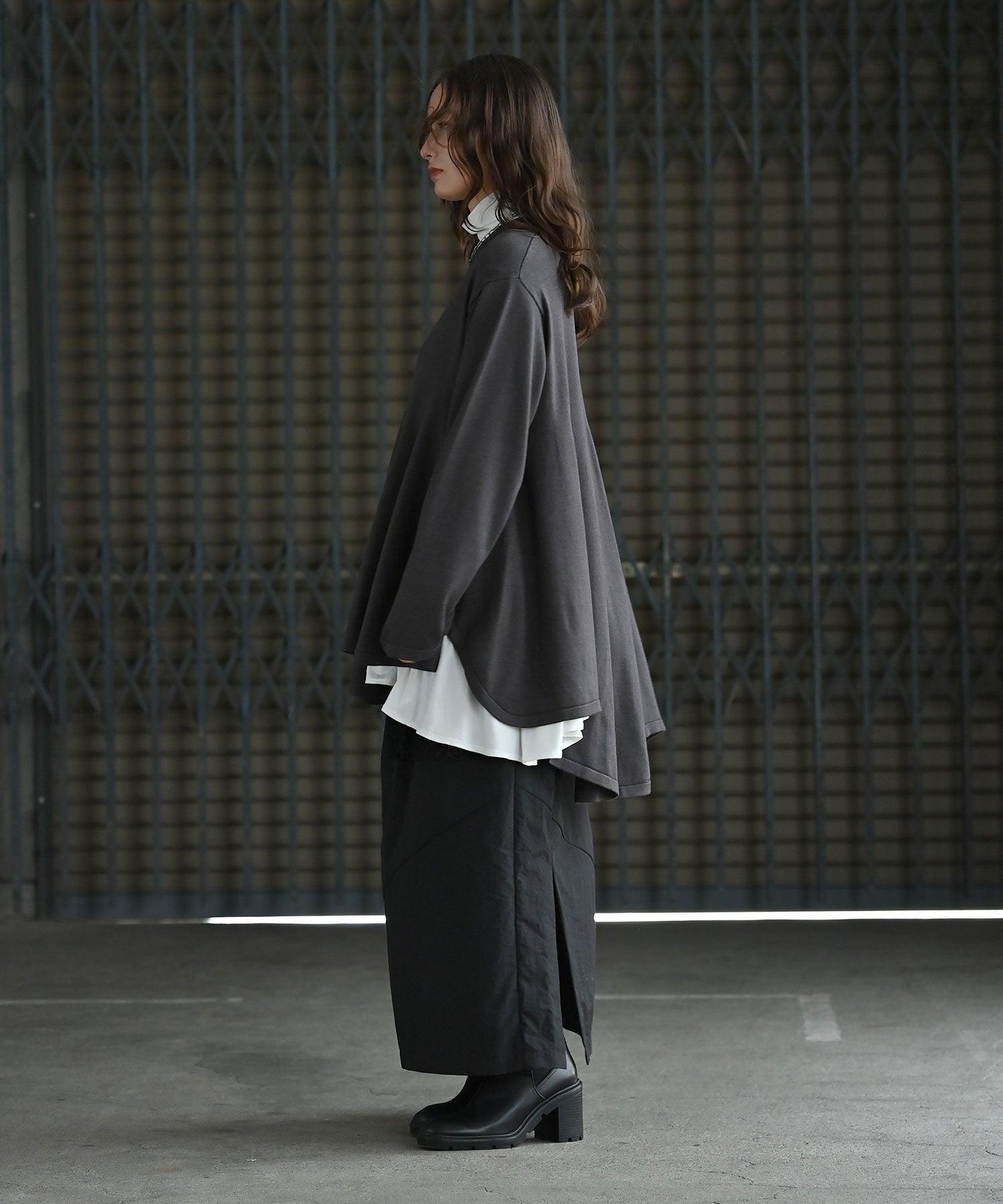 アシンメトリーニットプルオーバー – funda mine