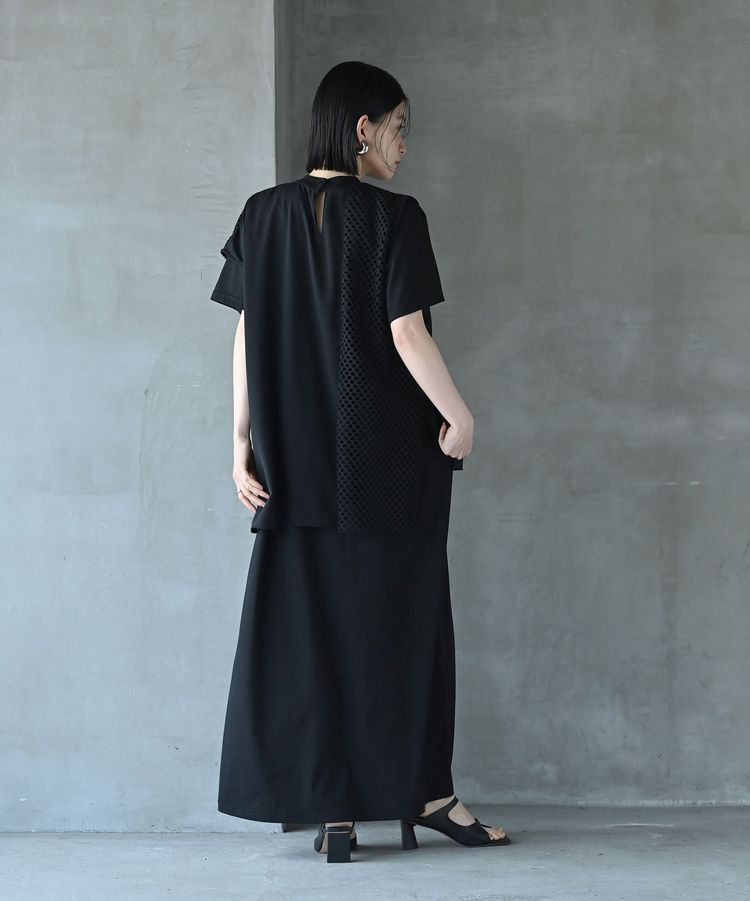 レイヤードメッシュTシャツワンピース