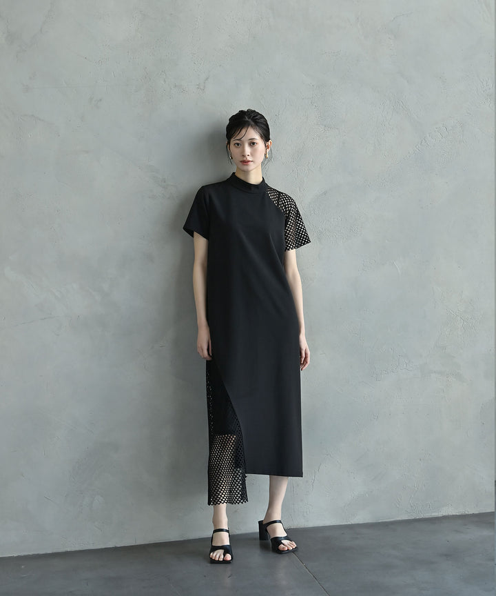 アシンメトリーメッシュオフネックワンピース