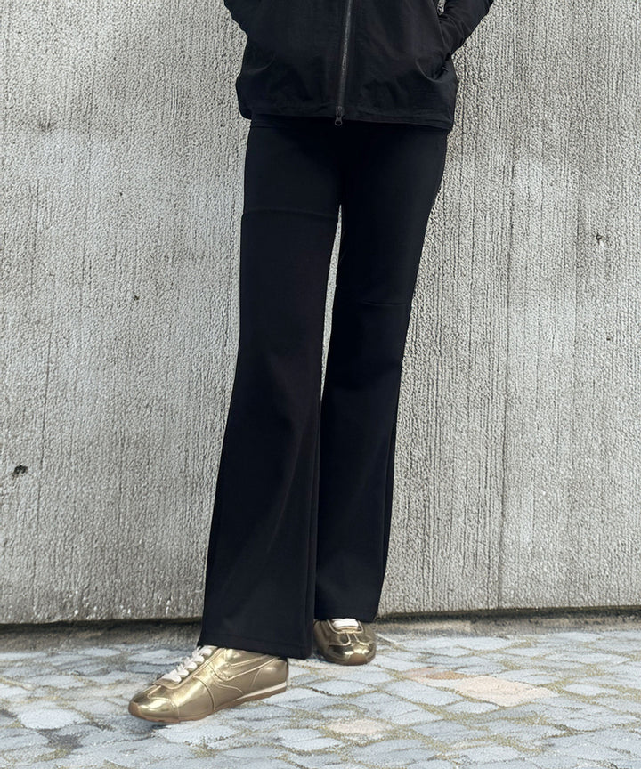 ロングレッグパンツ